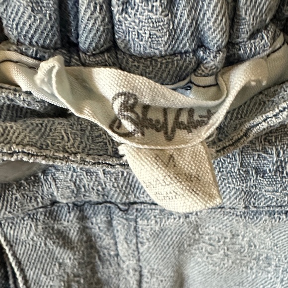 BlueVelvet Denim Tiered Patchwork Panel Flare Jeans size Medium - Picture 2 of 4